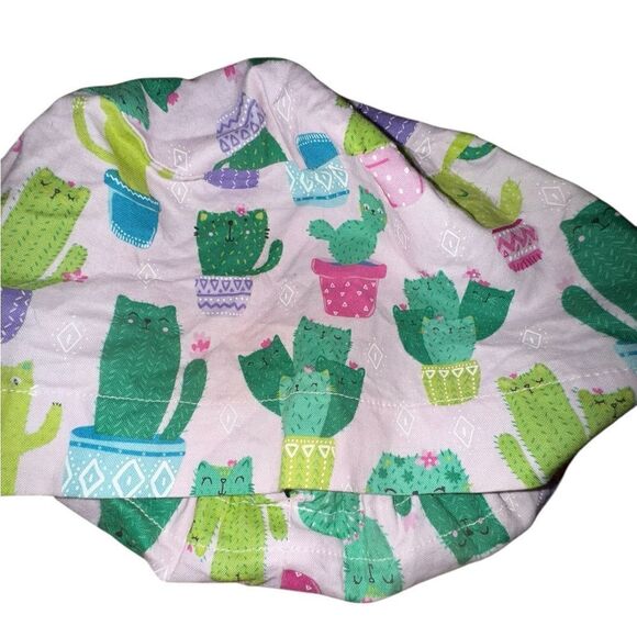 Bundle of 5 Scrub Hats – Fun, Whimsical Prints! ?‍⚕️
✨ main image 5